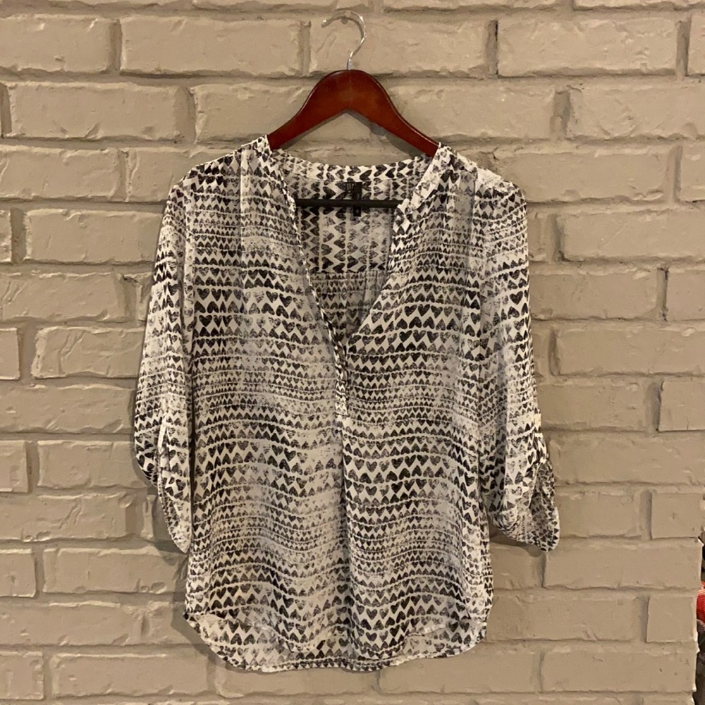 Black and White Heart Blouse 🤍 🖤 🤍